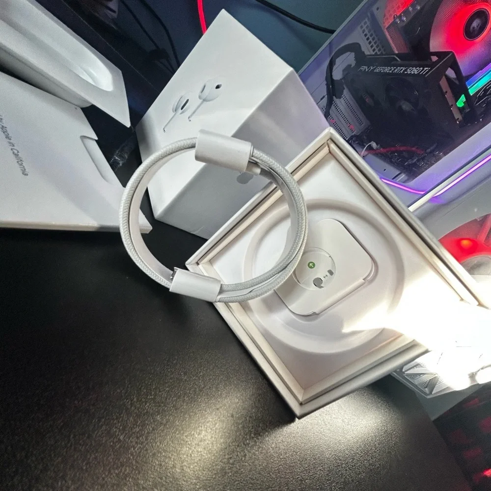 Wireless Earbuds with Charging Case - White